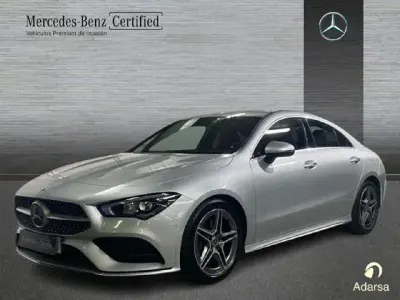 Usado Mercedes CLA200 163 CV (119 kW) 2023 Plata iridio