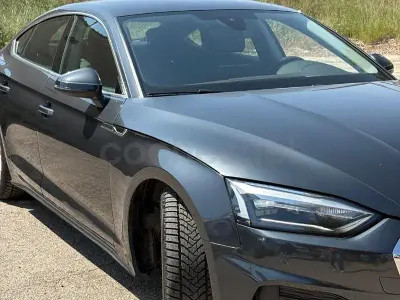 Usado Audi A5 Sportback Advanced Plus 163 CV (119 kW) 2023 Negro Utilitario