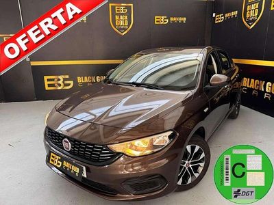 Marrón Usado 2016 Fiat Tipo Lounge Berlina | 7490 € (Precio justo)