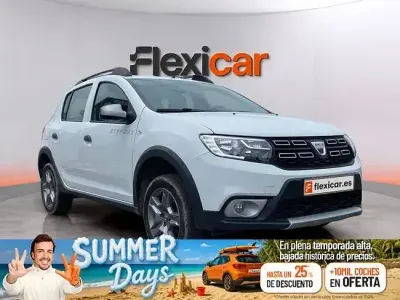 Usado Dacia Sandero Essentiel 90 CV (66 kW) 2020 Blanco