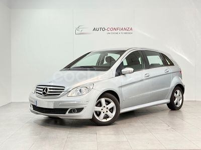 Mercedes B200