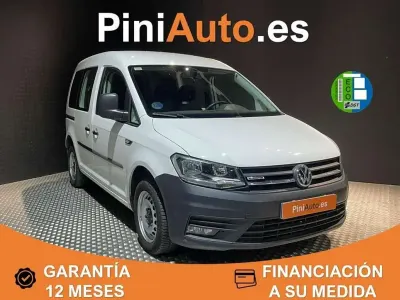 Usado VW Caddy Maxi Pro 102 CV (75 kW) 2020 Blanco Monovolumen