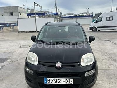 Usado Fiat Panda Lounge 69 CV (50 kW) 2014 Negro Utilitario