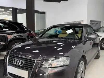 Usado Audi A3 Cabriolet Attraction 105 CV (77 kW) 2009 Violeta / lila Descapotable