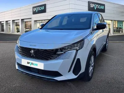 Usado Peugeot 3008 Active 130 CV (95 kW) 2023 Blanco SUV