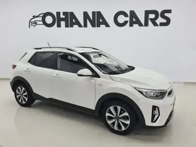 Usado Kia Stonic 101 CV (74 kW) 2022 Blanco SUV