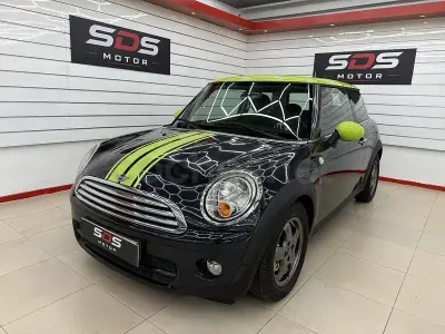 Usado Mini Cooper D 110 CV (80 kW) 2007 Negro Utilitario