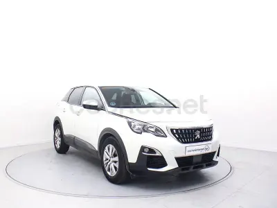 Usado Peugeot 3008 Active 130 CV (95 kW) 2019 Blanco SUV