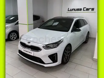 Usado Kia Ceed GT GT-Line 136 CV (100 kW) 2020 Blanco Familiar