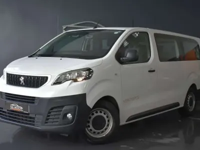 Usado Peugeot Expert S 122 CV (89 kW) 2019 Blanco Van