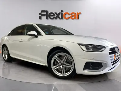 Usado Audi A4 Advanced Plus 163 CV (119 kW) 2024 Blanco Berlina