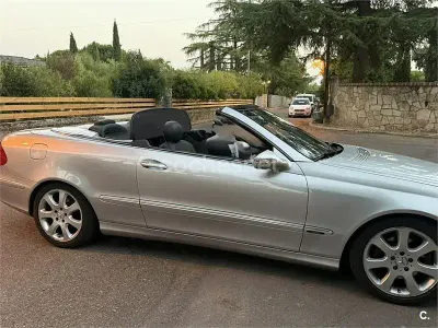 Usado Mercedes CLK200 Avantgarde 163 CV (119 kW) 2005 Gris / plata Descapotable