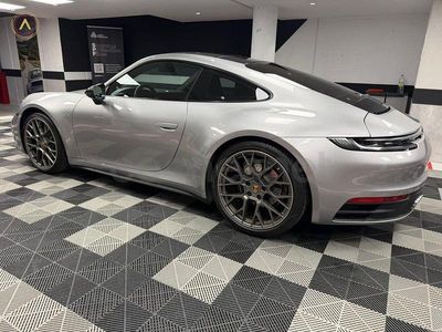 Usado Porsche 911 Carrera 385 CV (283 kW) 2020 Gris / plata Coupe