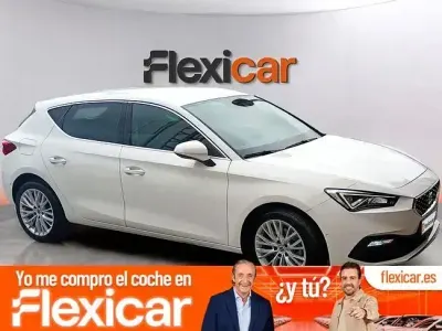 Usado Seat Leon XCELLENCE 150 CV (110 kW) 2022 Blanco Berlina