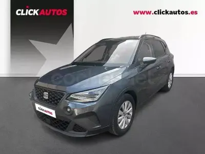 Usado Seat Arona Style 95 HP (69 kW) 2025 Cinzento SUV