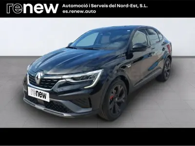 Usado Renault Arkana RS Line 145 CV (106 kW) 2022 Negro SUV