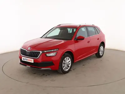 Usado Skoda Kamiq Ambition 110 CV (80 kW) 2023 Rojo SUV