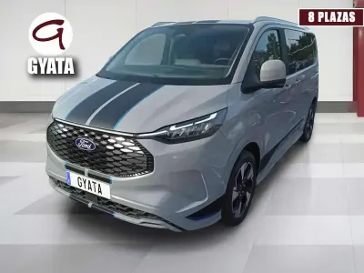Usado Ford Tourneo Custom Titanium X 160 kW (218 CV) 2024 Plateado Van