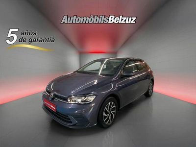 Gris Usado 2023 VW Polo Life Utilitario | 16.490 € (Precio justo)