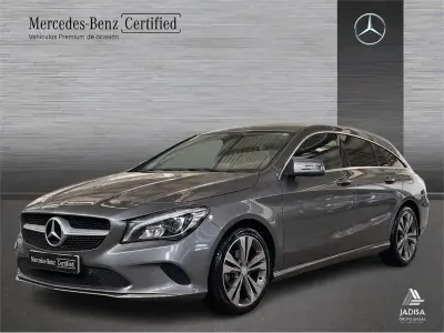 Occasion Mercedes CLA200 Shooting Brake Urban 136 PK (100 kW) 2016 Grijs Stationwagen