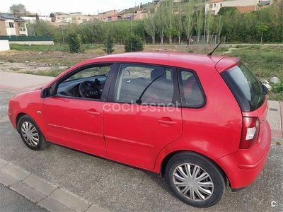 Occasion VW Polo Conceptline 64 PK (47 kW) 2004 Rood Hatchback