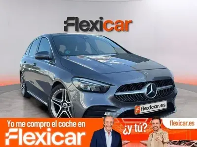 Usado Mercedes B180 116 CV (85 kW) 2022 Negro Utilitario