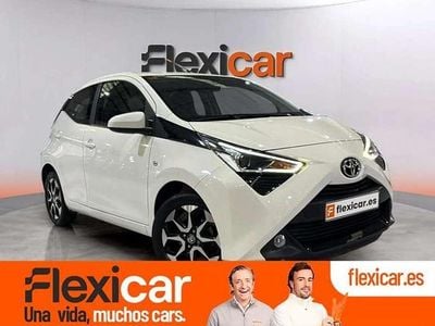 Usado Toyota Aygo X-play 72 CV (52 kW) 2021 Blanco Utilitario