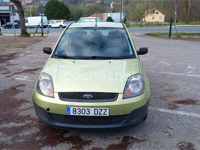 Verde Usado 2006 Ford Fiesta Trend Coupe | 1950 € (Un poco caro)