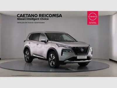 Usado Nissan X-Trail Tekna 213 CV (156 kW) 2022 Gris / plata SUV