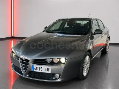 Usado Alfa Romeo 159 Distinctive 150 CV (110 kW) 2008 Gris / plata Berlina