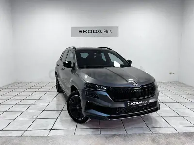 Nuevo Skoda Karoq SportLine 150 CV (110 kW) 2025 Gris / plata SUV
