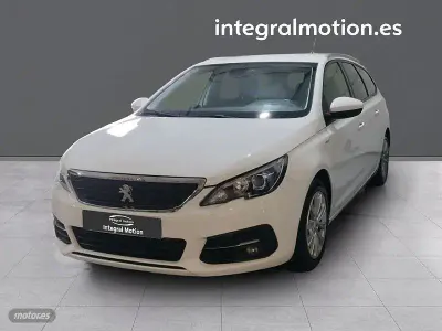 Usado Peugeot 308 SW Style 130 CV (95 kW) 2020 Blanco Familiar