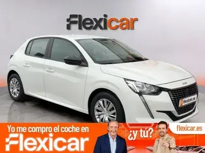 Usado Peugeot 208 Active 100 CV (73 kW) 2023 Blanco Utilitario