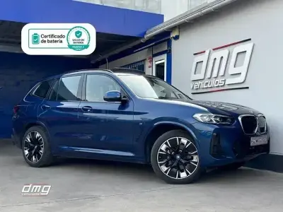 Usado BMW iX3 Impressive 210 kW (286 CV) 2022 Azul SUV