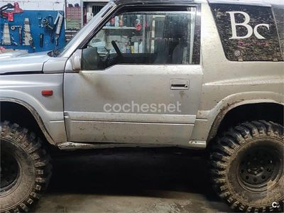 Usado Suzuki Vitara 75 CV (55 kW) 1998 Gris / plata SUV