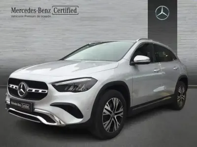 Usado Mercedes GLA250 Progressive 218 CV (160 kW) 2023 Gris / plateado SUV