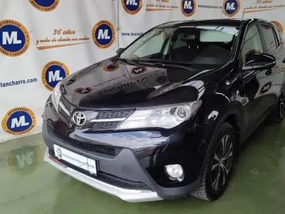 Käytetty Toyota RAV4 Business Edition 124 HP (91 kW) 2015 Musta Katumaasturi