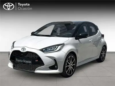 Usado Toyota Yaris Sport 131 CV (96 kW) 2025 Utilitario