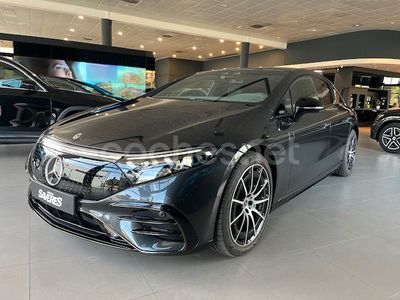 Mercedes EQS450+