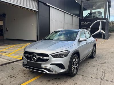 Nuevo Mercedes GLA200 163 CV (119 kW) 2025 Gris SUV