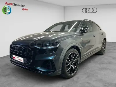 Usado Audi Q8 Premium 286 HP (210 kW) 2022 Cinzento SUV