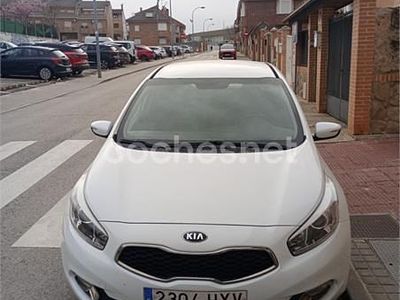 Usado Kia Ceed GT 90 CV (66 kW) 2014 Blanco Berlina