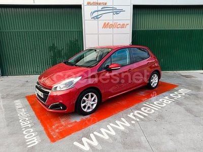 Granate Usado 2016 Peugeot 208 Style Utilitario | 8990 € (Precio justo)