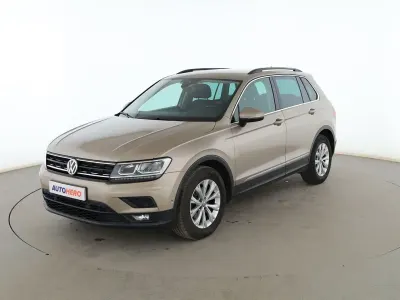 Usado VW Tiguan Advance 150 CV (110 kW) 2019 Dorado SUV