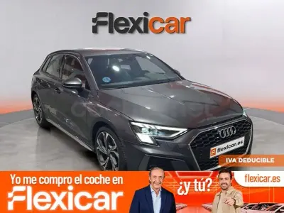 Usado Audi A3 S-Line 150 CV (110 kW) 2024 Gris / plata Berlina