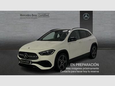 Mercedes GLA220