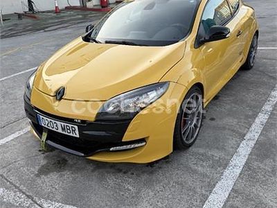 Usado Renault Mégane 250 CV (183 kW) 2011 Amarillo Berlina