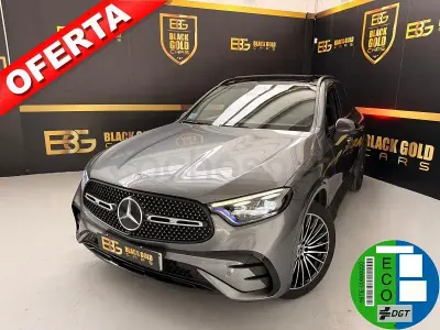 Używany Mercedes GLC220 197 KM (144 kW) 2023 Szary SUV