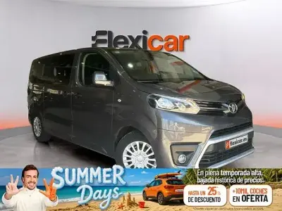 Usado Toyota Proace Verso 120 CV (88 kW) 2022 Gris Familiar