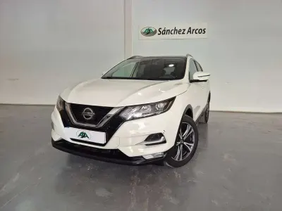 Usado Nissan Qashqai N-Connecta 114 CV (83 kW) 2020 Blanco SUV